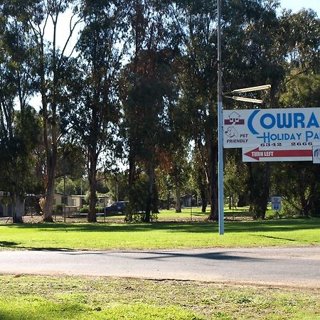 Cowra Holiday Park Buitenkant foto